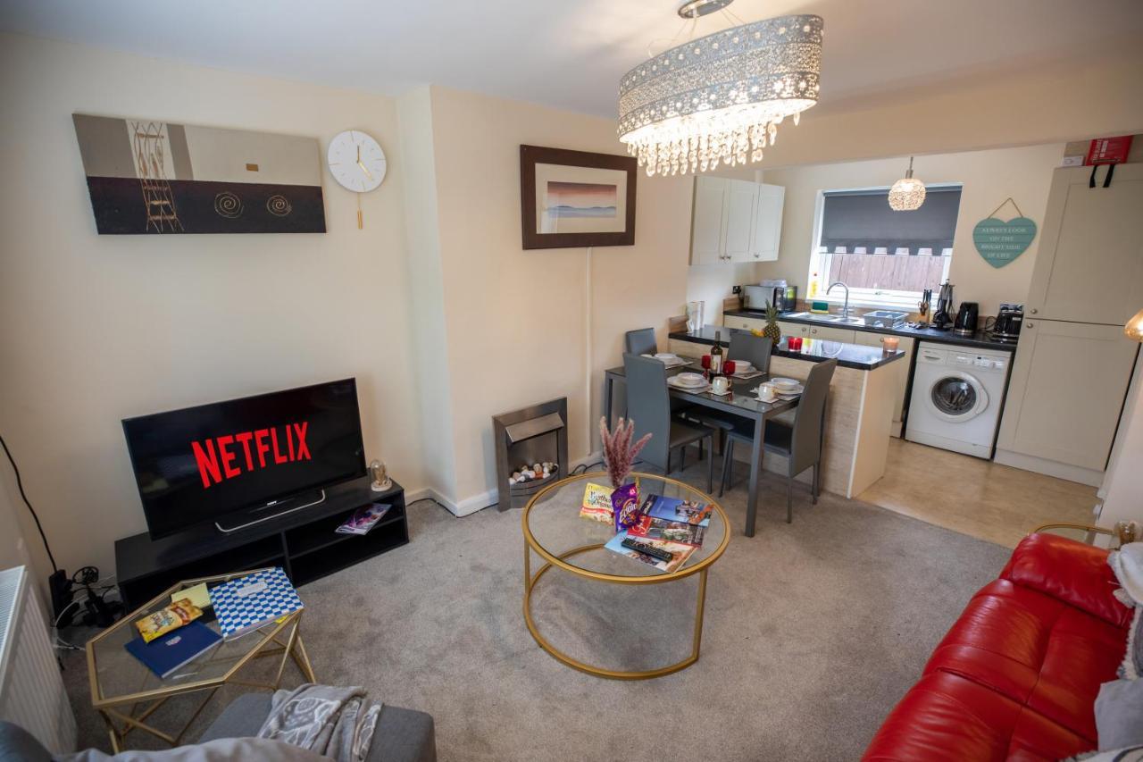 Og Stays Ii- 3Bedroom House Near Nissan & Stadium, Free Parking Sunderland  Exteriér fotografie