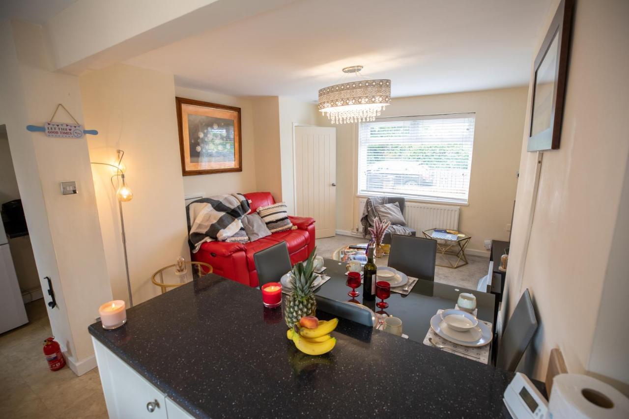Og Stays Ii- 3Bedroom House Near Nissan & Stadium, Free Parking Sunderland  Exteriér fotografie